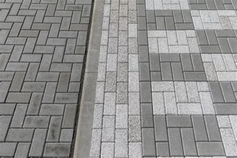 Betono gaminių įvairovė: trinkelės, plokštės, sieninės plokštės, laiptų pakopos, ankeriai ir kt.