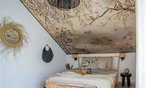 Chinoiserie stiliaus paukščių motyvai ant tapetų - subtilus, šiuolaikiškas akcentas