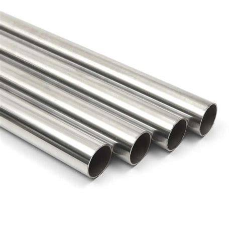 Diagramė: PVC vamzdžių ilgaamžiškumas vs. metaliniai vamzdžiai