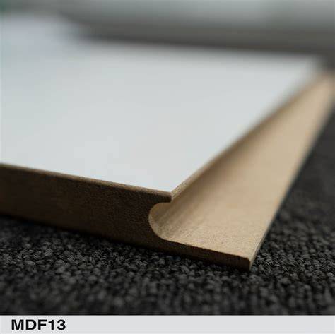 Gamybos pajėgumai: MDF durelių filingas, frezavimas, gręžimas