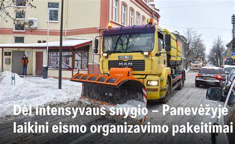 Kelio ženklai draudžiantys stovėjimą ir stovėjimo ribojimų pavyzdys
