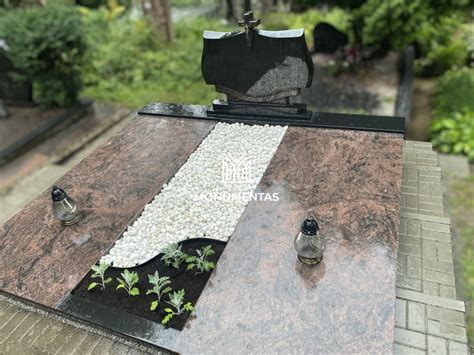 Kapų dekoravimo pavyzdys su dekoratyvinėmis skaldomis
