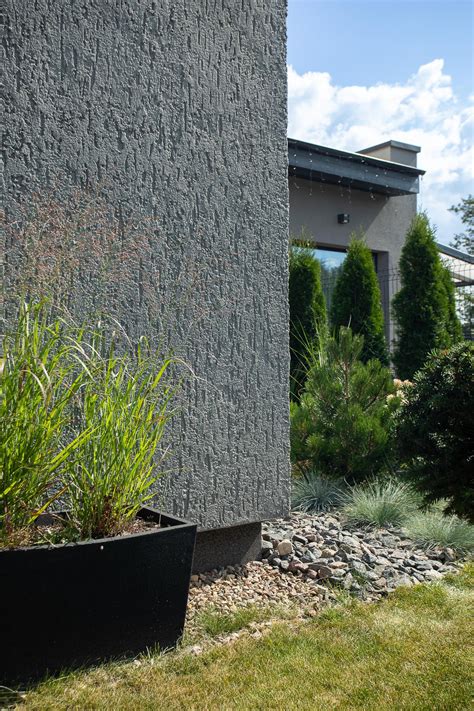 Skirtingos tinko faktūros