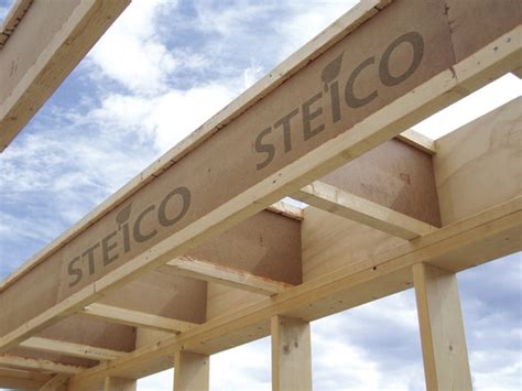 Logotipas: STEICO - žinomų dvitėjinių sijų gamintojas (STEICOjoist ir STEICOwall kontekstas)