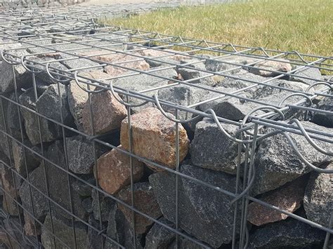 Gabionų atraminė sienelė kraštovaizdžio sprendimams