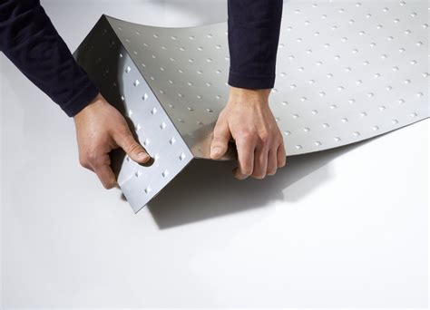 https://example.com/infografikas-salux-trapecine-pvc-plokste.jpg