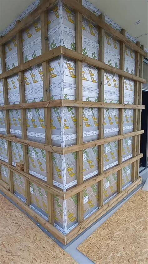 Priešvėjinės plokštės karkaso išdėstymas 600 mm žingsniu