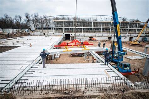 Maumedzio konstrukcijos ir upės pamatų nuotrauka