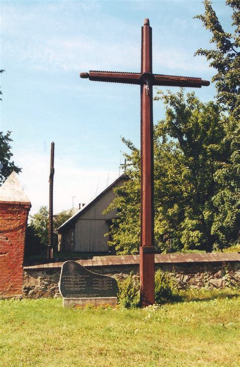 Paminklinė plokštė Hoverlos viršūnėje
