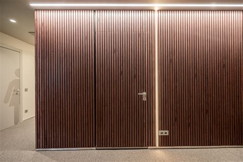 Sienų apdailos sistemos su LED apšvietimu