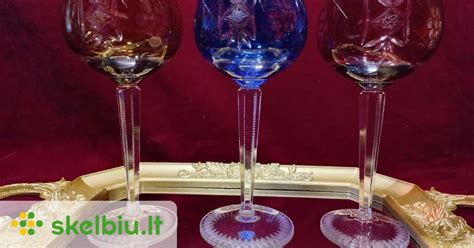 Spalvoto CRT pertvaros atvaizdavimas