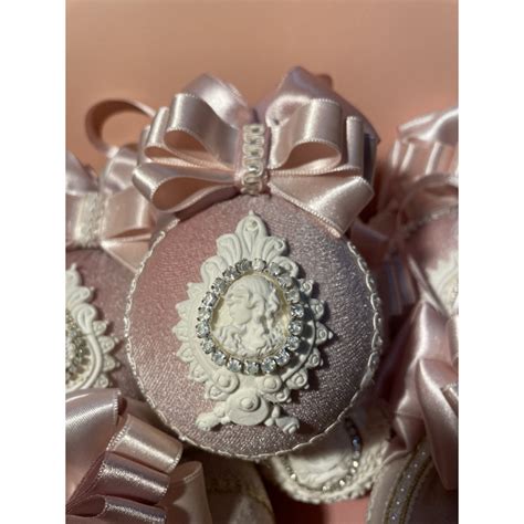 Rankų darbo kalėdiniai žaisliukai