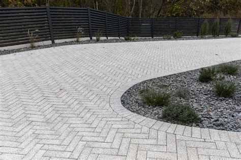 Pluoštinės medžiagos ir jų deriniai betono armatūroje