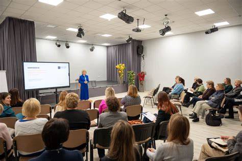 Putplasčio dekoracijų įvairovė ir jų taikymas šventėms
