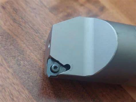 Tekinimo peilis 40x40mm, ilgis 250mm + iscar wnmg 10vnt