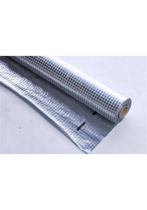 Skysta izoliacinė plėvelė - saugiausia sienų hidroizoliacija be tarpų