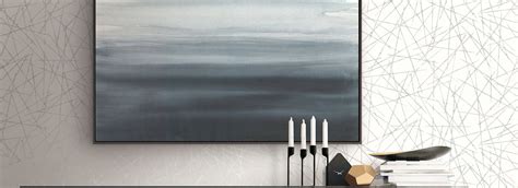 Prabangūs tapetų sprendimai - velvetas, šilkas, metalo atspalviai