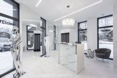 Ermitažo fizinės parduotuvės interjeras