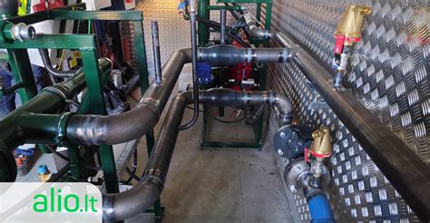 Juodo aliuminio lakšto pavyzdys