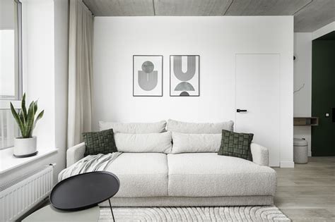 Ermitažo parduotuvės interjeras su statybinėmis medžiagomis