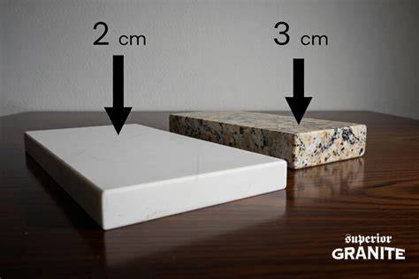 Infografika: 2 cm vs 3 cm plytelių skirtumai