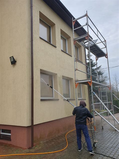 Fasado plovimas aukštu slėgiu