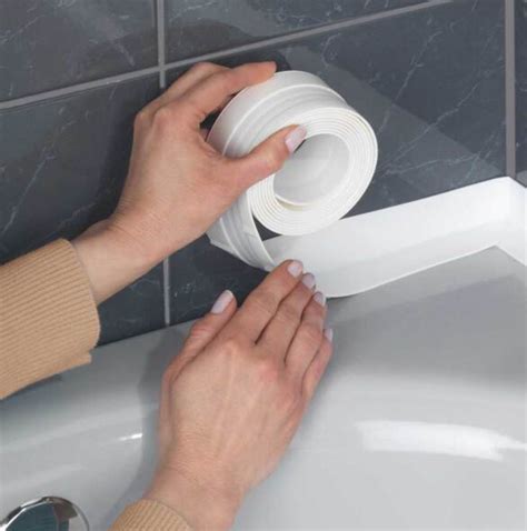 Sandarinimo siūlės vonioje