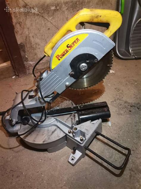 Medienos pjovimo linijos žymėjimas