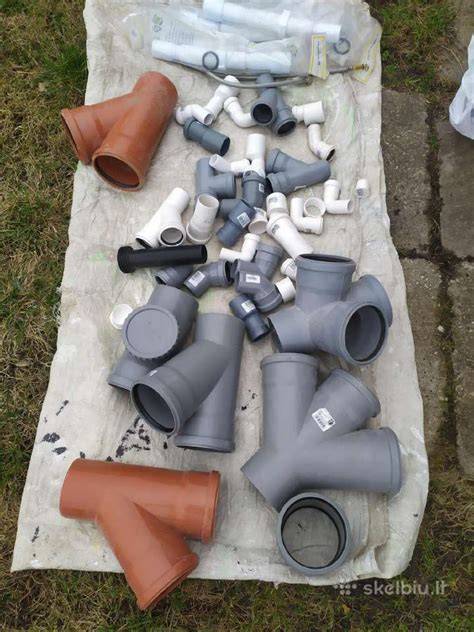 Ketaus ir plastikinių vamzdžių jungčių palyginimas