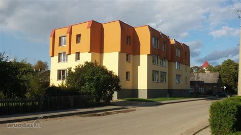 Šiuolaikinė miesto buto pirties nuotrauka