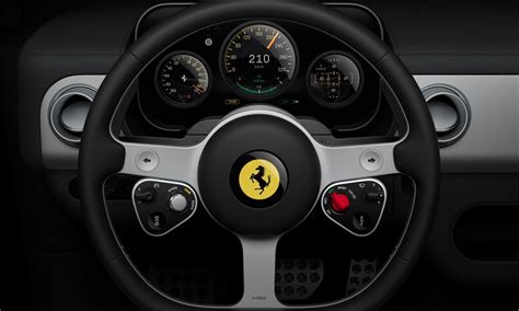 Ferrari licencijuotas dėklas iš perforuoto aliuminio - puiki kombinacija apsaugai ir stiliui