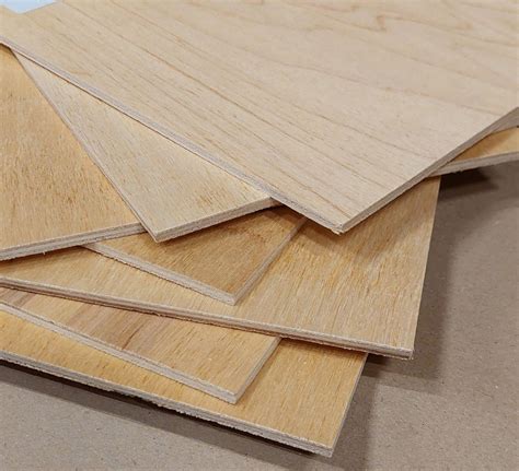 įvairūs faneros gaminiai